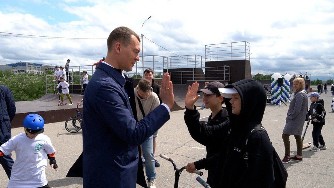 Крупнейший на Дальнем Востоке скейтпарк открылся в Хабаровском крае