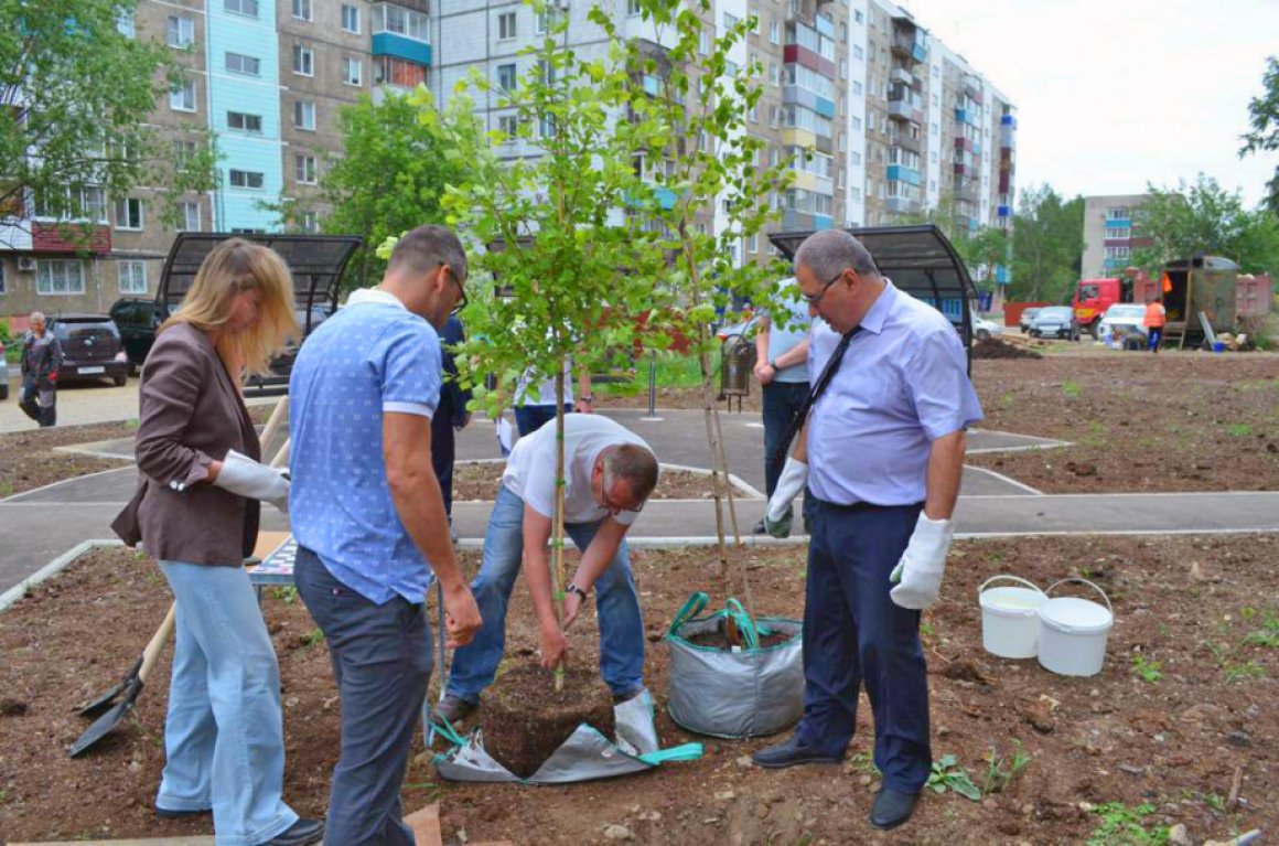 В Комсомольске-на-Амуре продолжается благоустройство придомовых территорий по «программе 1000 дворов»