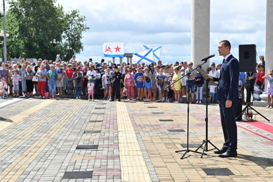 Михаил Дегтярев: Военно-морской флот России обеспечивает обороноспособность государства и защищает его национальные интересы