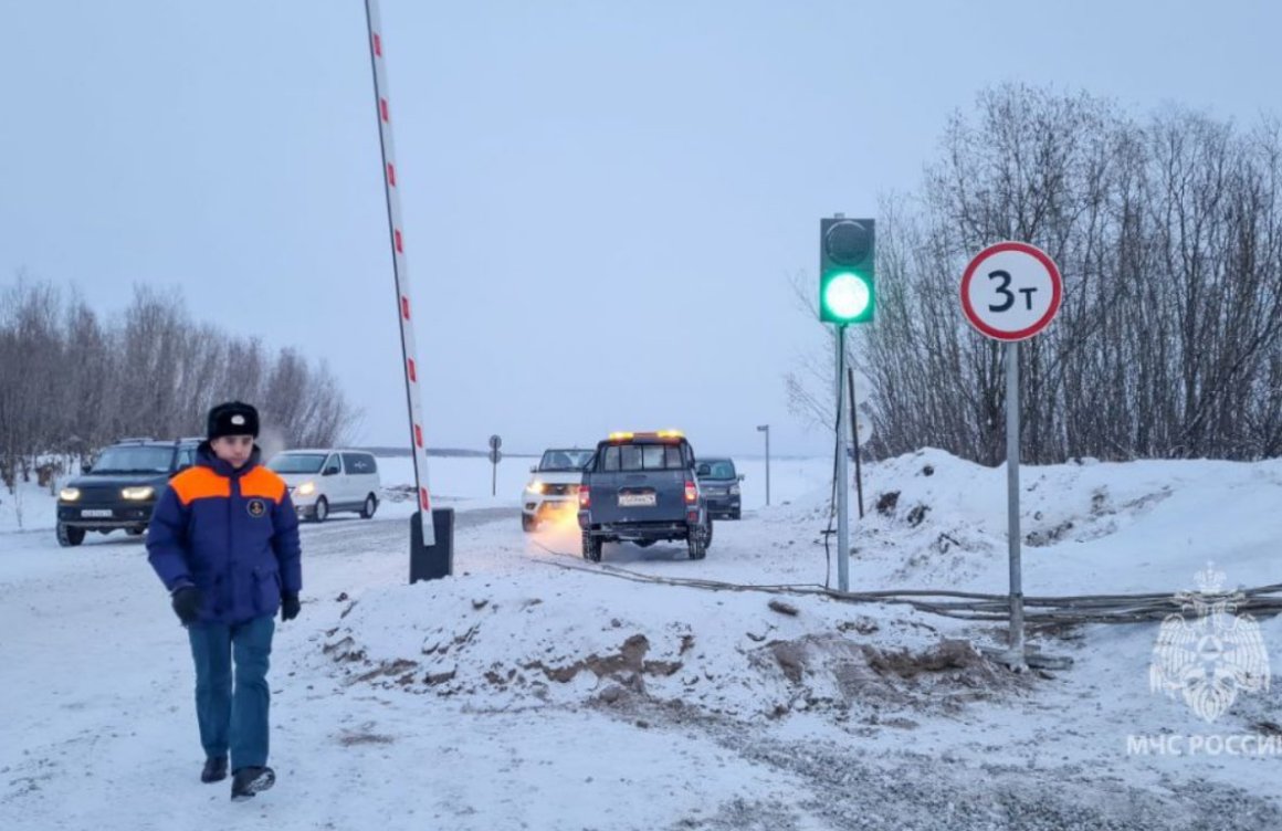 Ледовую переправу через Лену открыли в Якутии