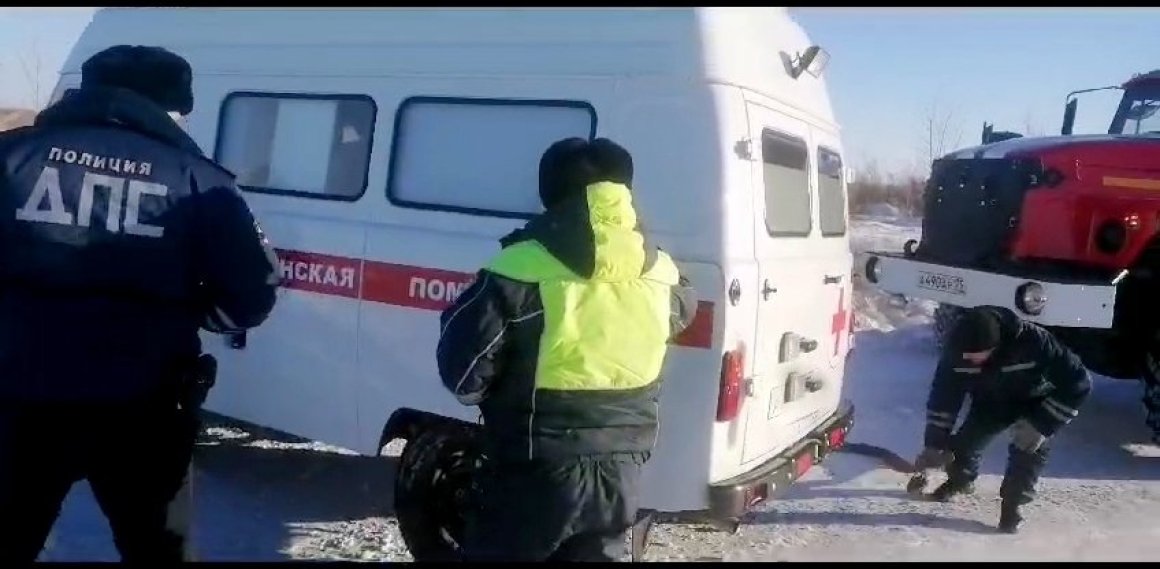 Скорая перевернулась на трассе в ЕАО по дороге с вызова