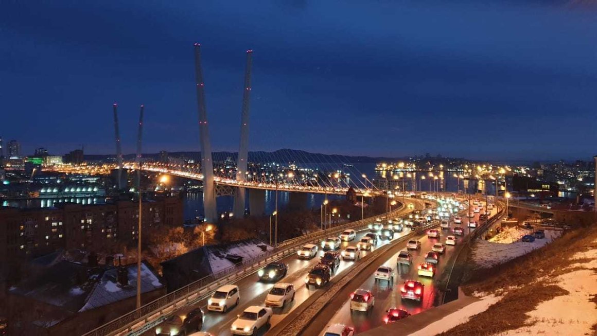Мост из Владивостока стал одним из самых впечатляющих в стране