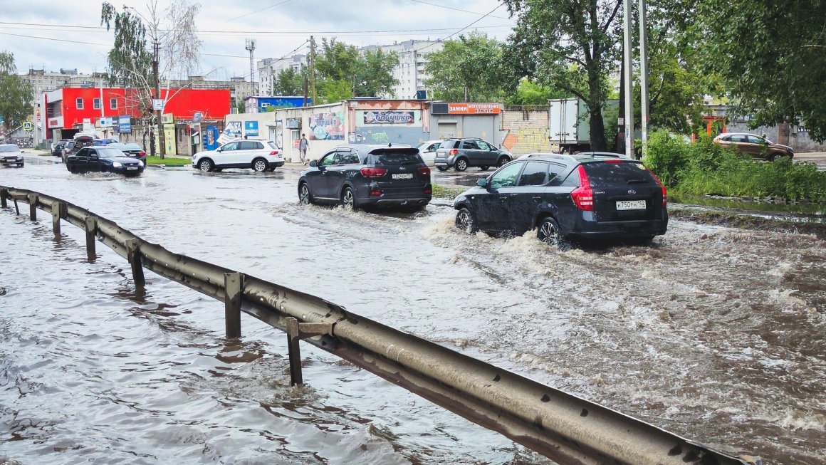 Режим повышенной готовности ввели во Владивостоке из-за дождей