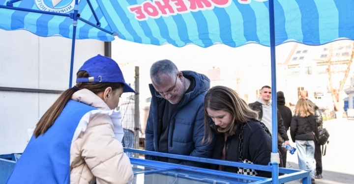 «Динамо-Владивосток» открыл сезон первым домашнем матчем с мороженым