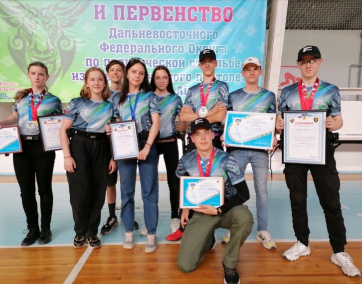 Хабаровские стрелки завоевали медали на первых официальных соревнованиях в дисциплине Action Air