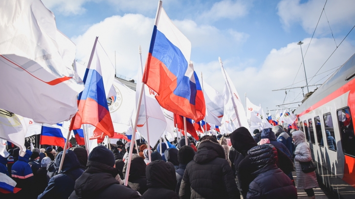 Жители Владивостока отказались от развлечений ради помощи ДНР и ЛНР