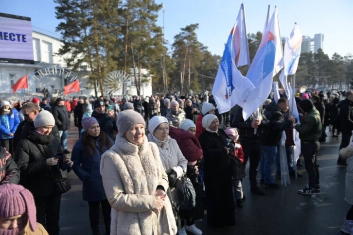 Мы едины: на митинг-концерт в поддержку российских воинов вновь собрались хабаровчане